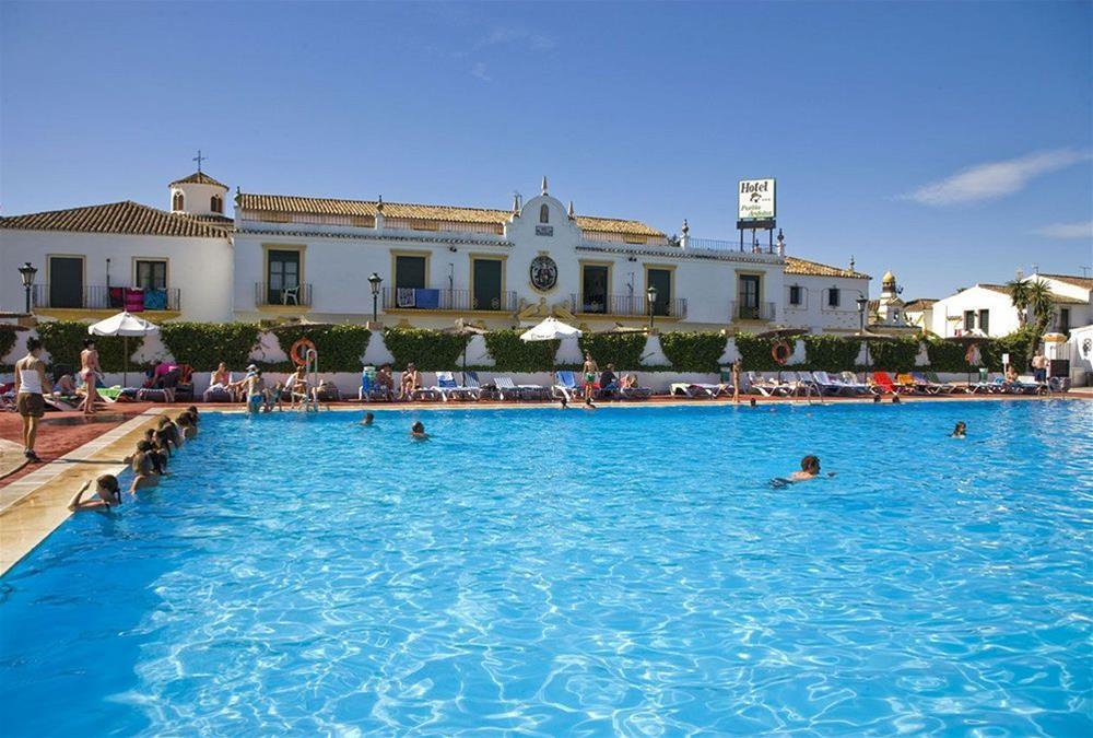 Отель Globales Pueblo Andaluz Сан-Педро-де-Алькантара Экстерьер фото